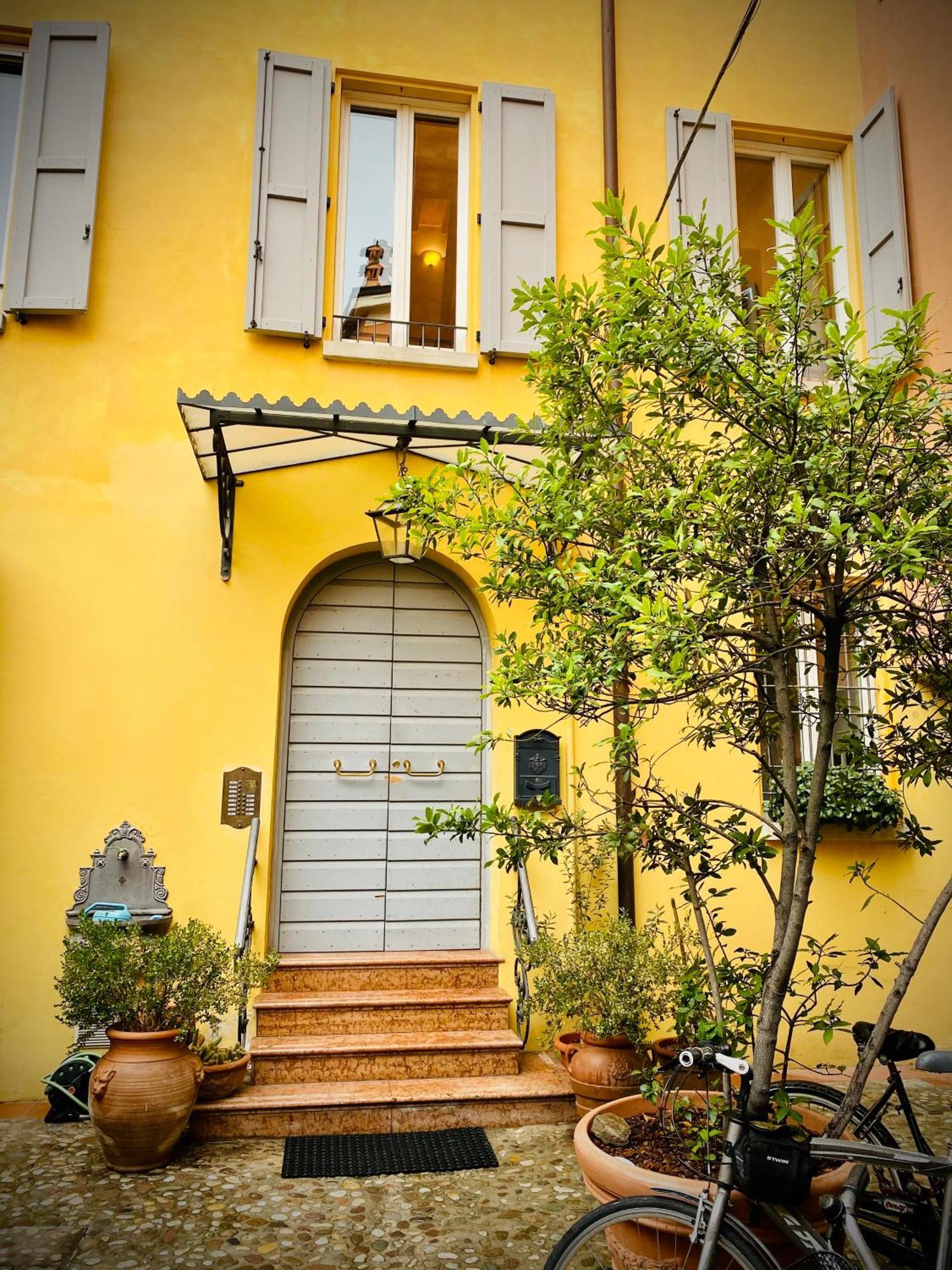 Pink House Tortellinosuite Modena Exteriör bild